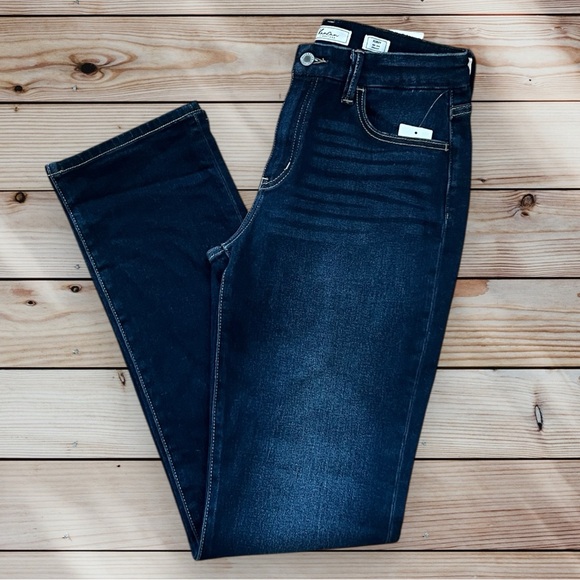 KanCan Denim - KanCan 28x32 Mid Rise Kurvy Jeans Straight Dark Blue